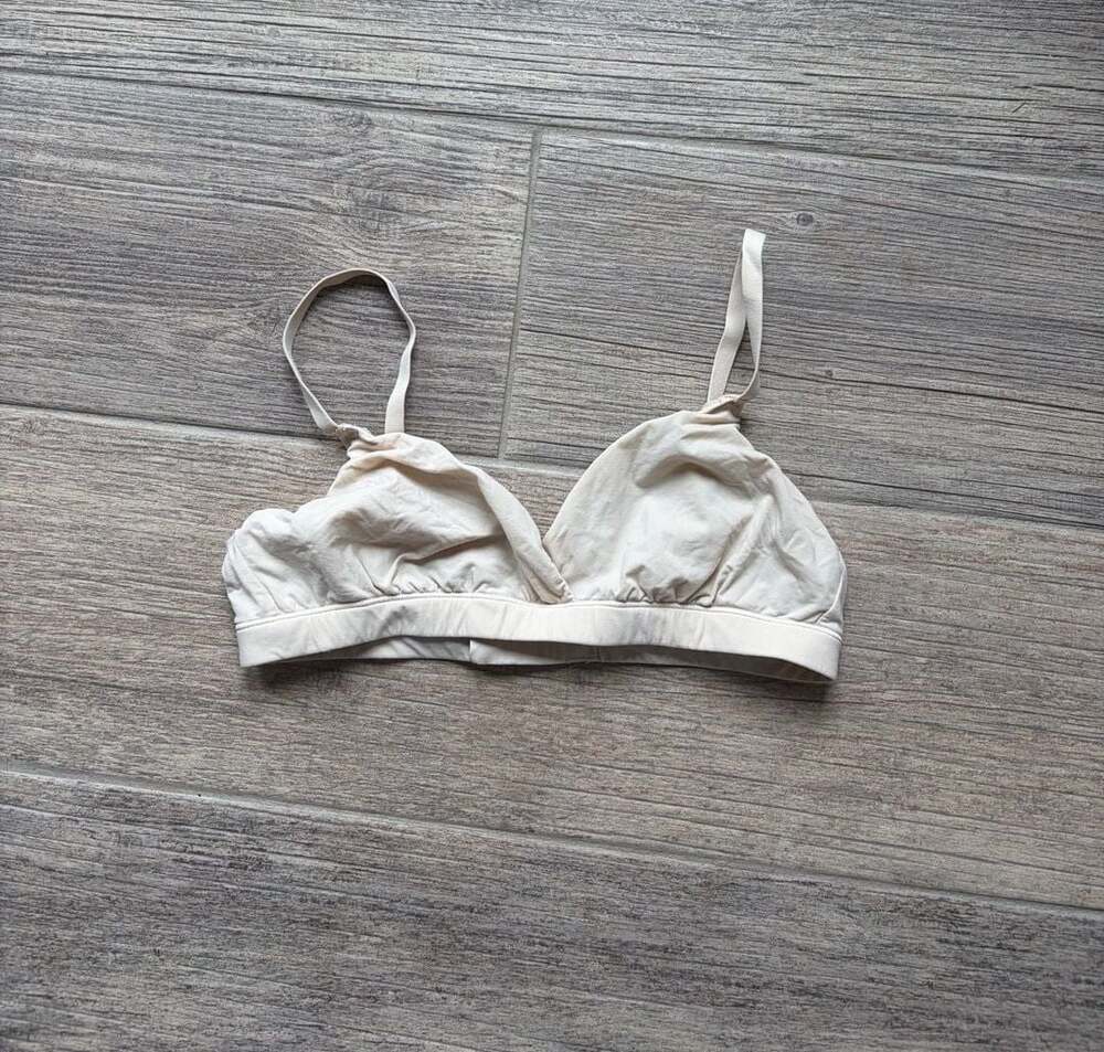 SKIMS Fits Everybody Triangle Bralette in Sand